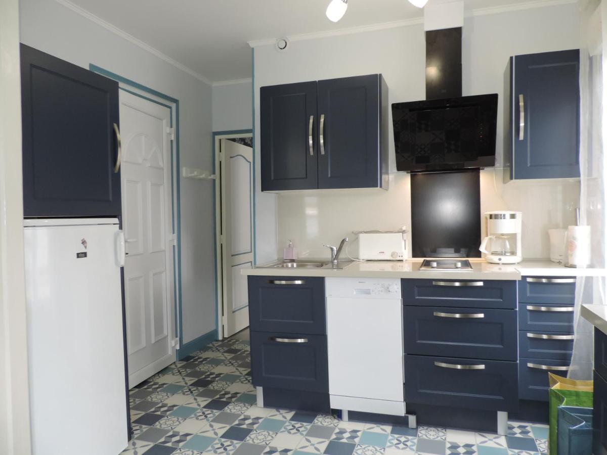 Villa Mes Souvenirs 1Er Etage Wifi Lit Fait Taxe De Sejour Incluse Мер-ле-Бен Экстерьер фото